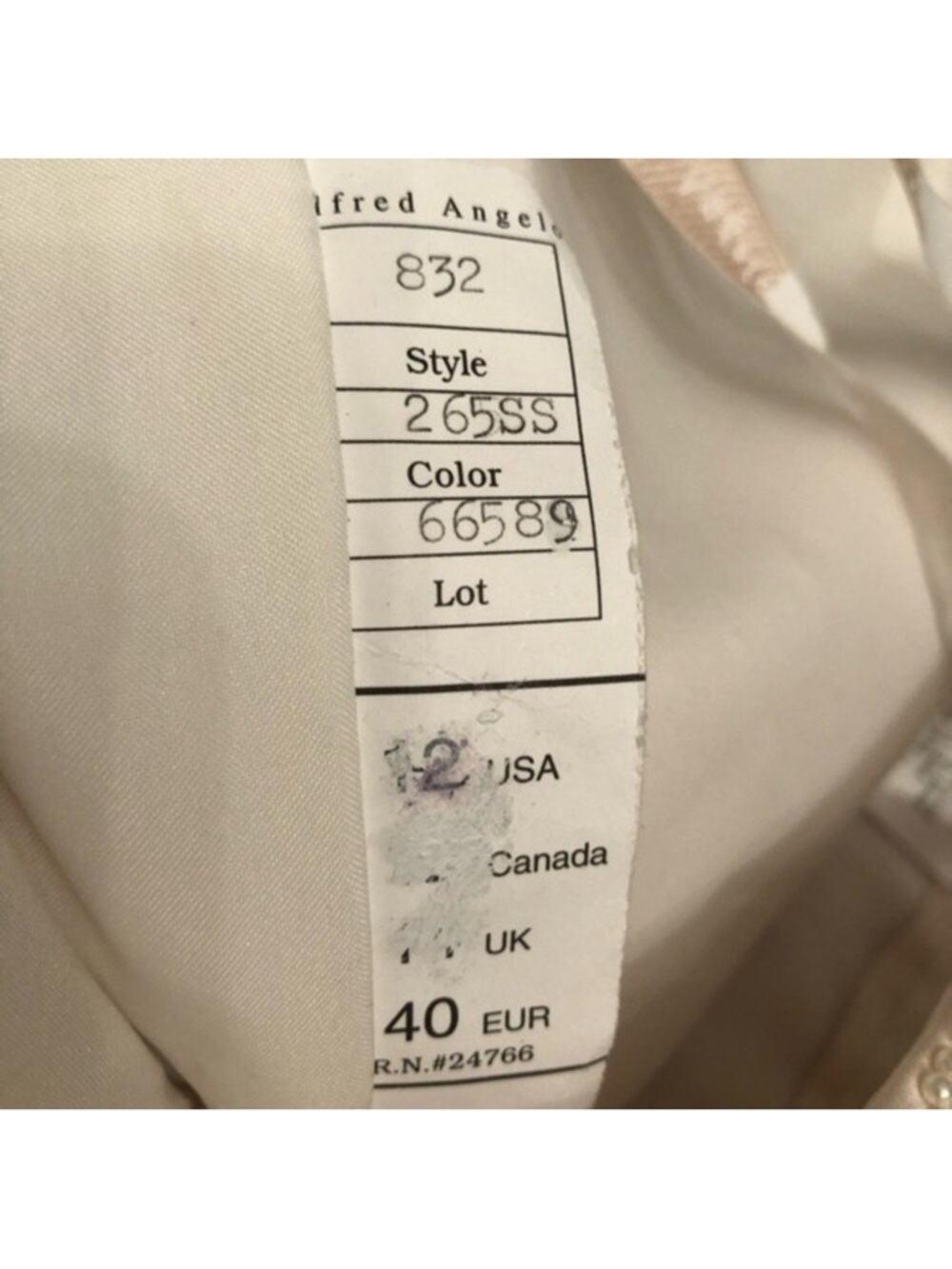 1990s Pearl Empire Gown - Picture 7 of 10